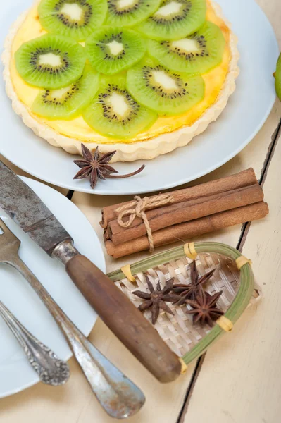 Kiwi plăcintă tartă și condimente — Fotografie, imagine de stoc
