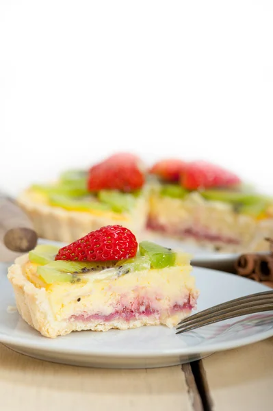 Kiwi y tarta de fresa — Foto de Stock
