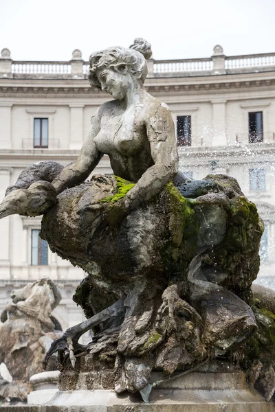 A Fonte das Naiades na Piazza della Repubblica em Roma. Itália — Fotografia de Stock