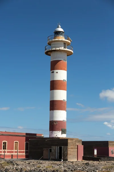 De Toston vuurtoren - actieve vuurtoren op het Canarische eiland Fuerteventura — Stockfoto