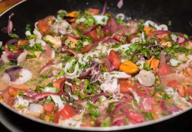 Sağlıklı beslenme, deniz ürünleri ve sebze