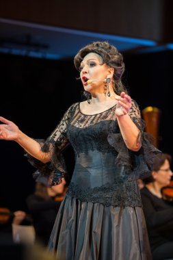 Varşova Futura ve M. Walewska - Opera hayat, gözlük ya da başka bir deyişle: yalan, aşk, ihanet ve ölüm tüm zamanların en büyük opera dramalar