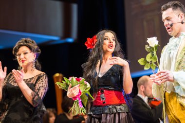 Varşova Futura ve M. Walewska - Opera hayat, gözlük ya da başka bir deyişle: yalan, aşk, ihanet ve ölüm tüm zamanların en büyük opera dramalar