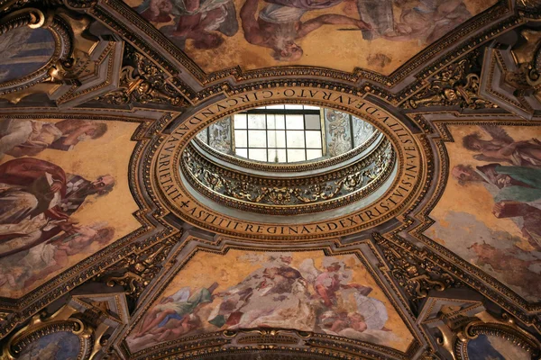 大教堂圣玛丽亚教堂内部。罗马 — 图库照片