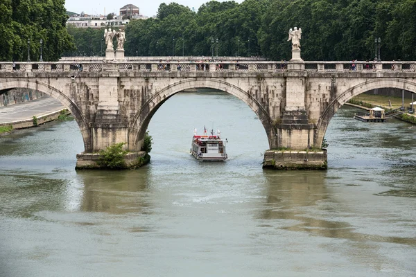 Il Ponte di Sant'Angelo in Roma — Foto Stock