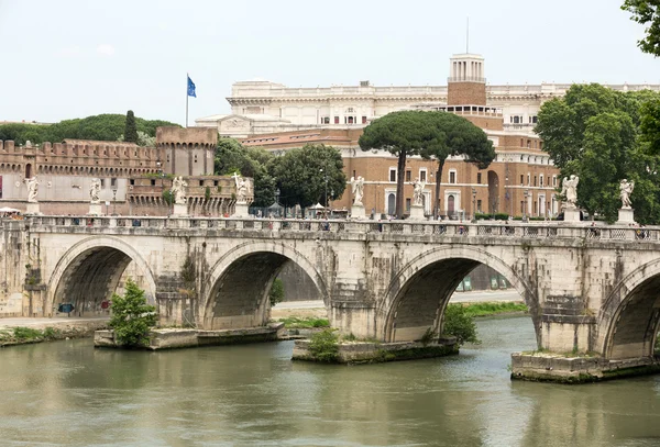 The  Bridge of Sant Angelo in Rome, Italy — Stock Photo, Image