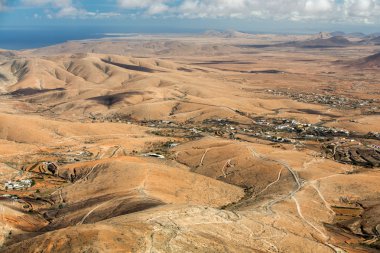 Volkanik peyzaj. Fuerteventura Mirador Morro Velosa, Fuerteventura, Kanarya Adaları, İspanya'dan panoramik görünüm