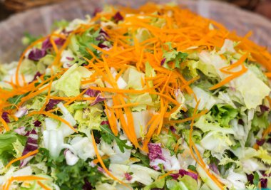 marul ve havuç salatası 