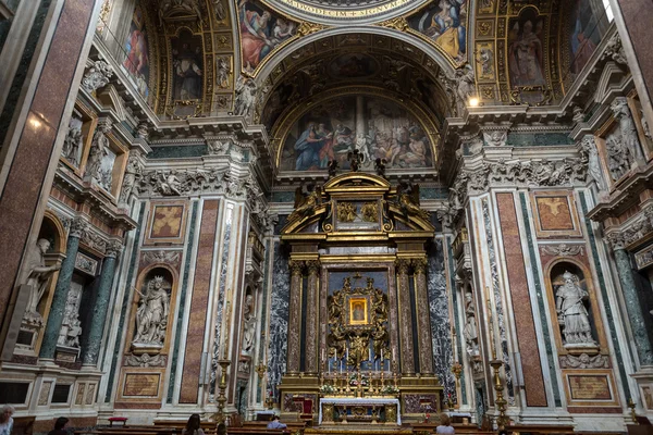 Vnitřek baziliky Santa Maria Maggiore. Borghese kaple. Řím. Itálie — Stock fotografie