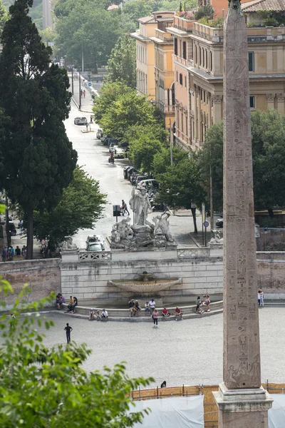 Piazza del Popolo and via Flaminia seen from Pincio terrace in Rome. Italy — Stock Photo, Image