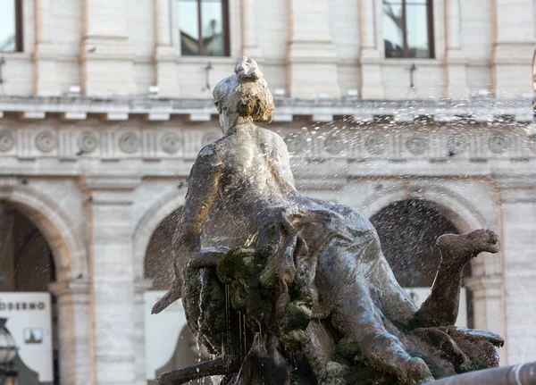 Fontána Naiads na Piazza della Repubblica v Římě. Itálie — Stock fotografie