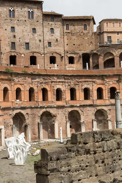 Les ruines du marché de Trajan (Mercati di Traiano) à Rome. Italie — Photo