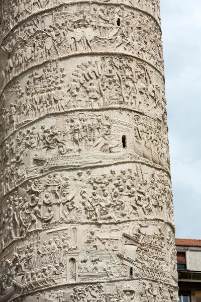 Coluna de Tajan. Coluna triunfal romana em Roma, Itália , — Fotografia de Stock