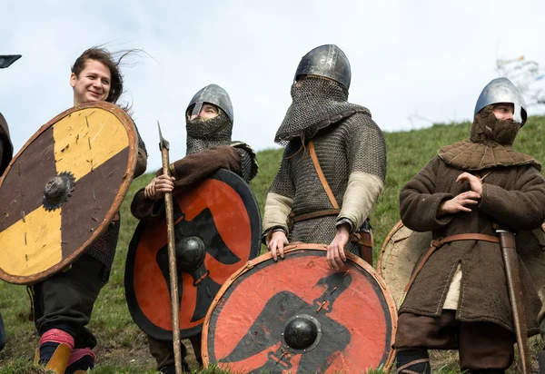 Niezidentyfikowane uczestników Rekawka - polskiej tradycji, obchodzony w Krakowie we wtorek po Wielkanocy. Obecnie ma charakter Festiwal rekonstrukcji historycznych — Zdjęcie stockowe