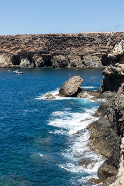 Calas y cuevas en Ajuy, Fuerteventura, Islas Canarias, España — Foto de Stock