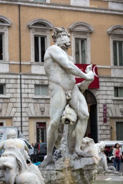  Piazza Navona Neptun Çeşmesi. Giacomo della Porta (1574) ve Antonio della Bitta tarafından tasarlanmıştır. Roma, İtalya 