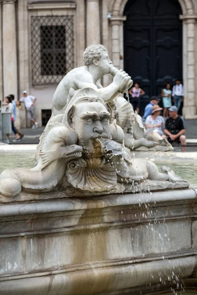 Fontana del Moro (Moor Fountain) in Piazza Navona. Rome, Italy — Stock Photo, Image