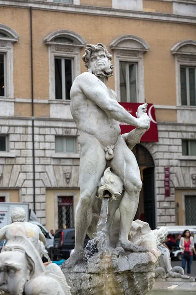 Piazza Navona Fonte de Neptun. Projetado por Giacomo della Porta (1574) e Antonio della Bitta. Roma, Itália — Fotografia de Stock