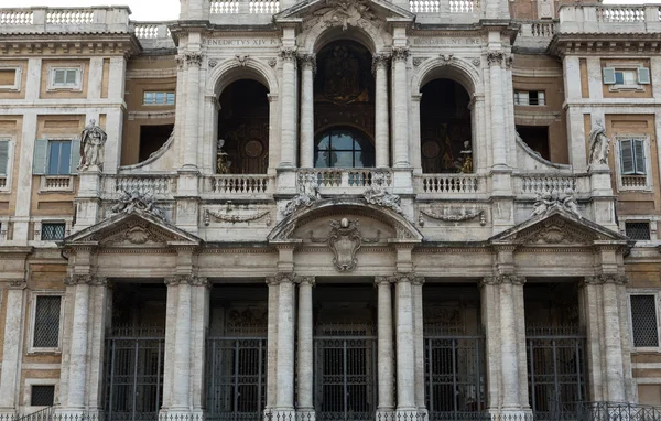 Facade of Basilica di Santa Maria Maggiore in Rome, Italy — Stock Photo, Image