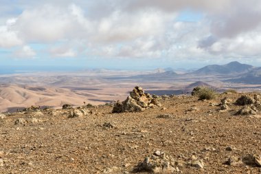 Volkanik peyzaj. Fuerteventura Mirador Morro Velosa, Fuerteventura, Kanarya Adaları, İspanya'dan panoramik görünüm