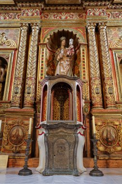 Ana nefin ve sunak içinde Katedrali Aziz Meryem Kilisesi, Betancuria Fuerteventura, Kanarya Adaları, İspanya