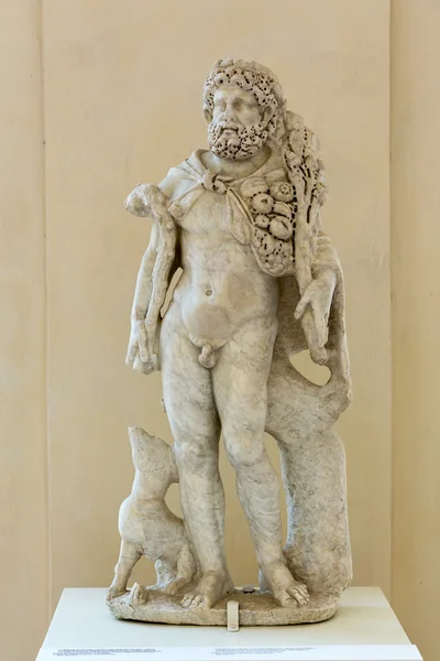 Antike Statue des Menschen in diokletianischen Bädern (thermae diokletiani) in Rom. Italien — Stockfoto