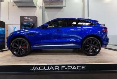 Jaguar F-Pace Moto Show Cracow Polonya 3rd edition nde sergilenmektedir. Katılımcı otomotiv sektörünün en ilginç yönleri mevcut