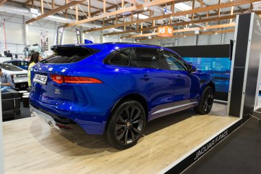  Jaguar F-Pace Moto Show Cracow Polonya 3rd edition nde sergilenmektedir. Katılımcı otomotiv sektörünün en ilginç yönleri mevcut