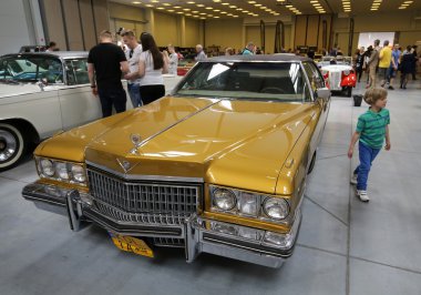  Cadillac Cracow Moto Show 3 baskısında görüntülenir