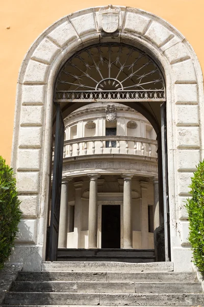 Palazzo Montorio sul Colle del Gianicolo a Roma — Foto Stock