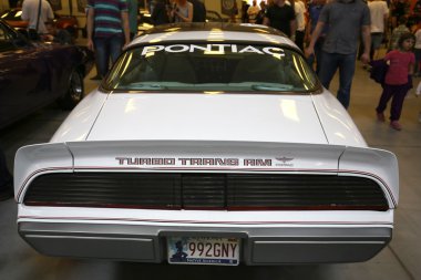 Moto Show Krakow 3rd edition, görüntülenen Pontiac Trans Am. Polonya. Katılımcı otomotiv sektörünün en ilginç yönleri mevcut