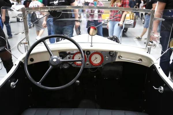 クラクフでモトはショーの第 3 版。バンタム、1938 年に作られた車がミッキー マウスの車として知られている 60 — ストック写真