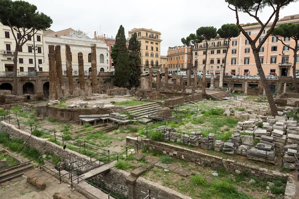 Archaeological area of Largo di Torre Argentina in Rome, Italy — Stock Photo, Image