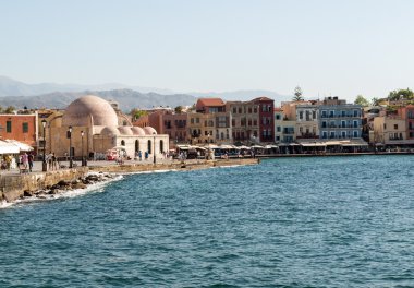 Taverna ve Chania, Crete Limanı çevreleyen restoranlar