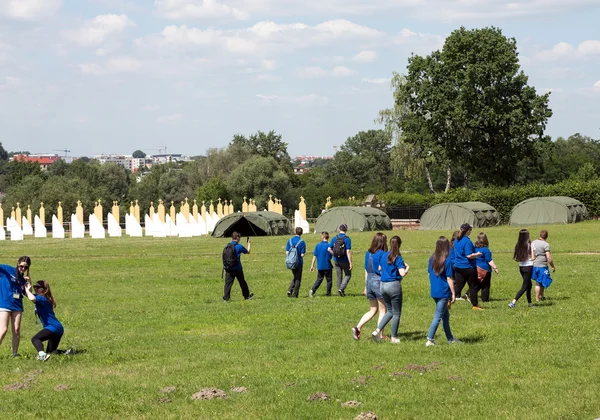 Zonen der Versöhnung im Heiligtum der göttlichen Barmherzigkeit in lagiewniki. Mehr als 50 weitere Beichtstühle werden die Teilnehmer beichten können. Krakau. Polen — Stockfoto