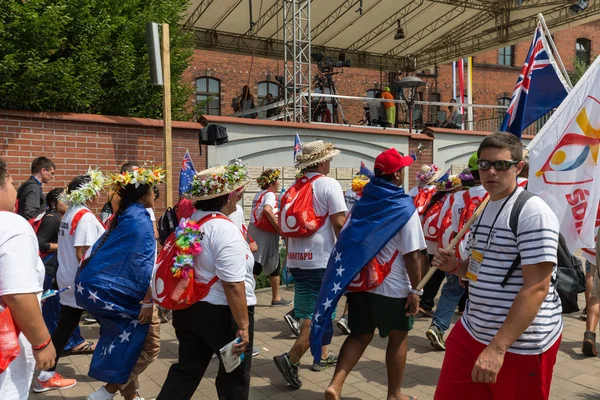 Journée mondiale de la Jeunesse 2016 - Pèlerins de l "île Cook dans le Sanctuaire de la Divine Miséricorde à Lagiewniki. Cracovie, Pologne — Photo