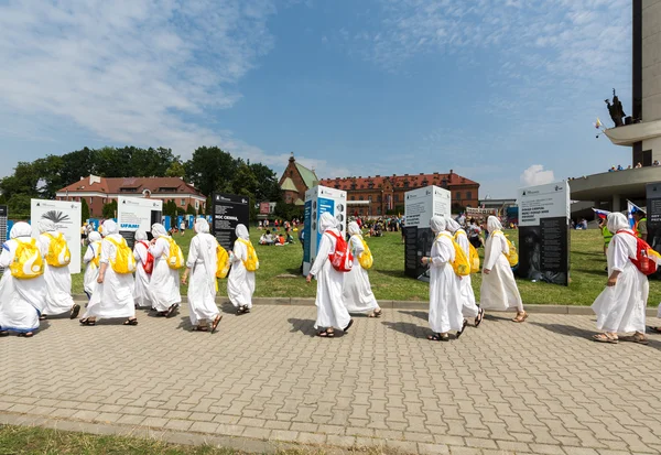Journées Mondiales de la Jeunesse 2016 Missionnaires de la Charité dans le Sanctuaire de la Divine Miséricorde à Lagiewniki. Cracovie, Pologne — Photo