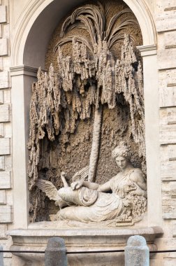 Four Fountains is a group of four Late Renaissance fountains  in Rome, Italy. The figure of one fountain  represent the goddess Juno clipart