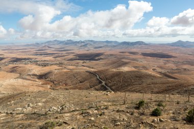 Volkanik peyzaj. Fuerteventura Mirador Morro Velosa, Fuerteventura, Kanarya Adaları, İspanya'dan panoramik görünüm