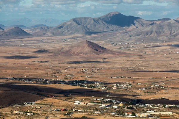 Morro velosa pointview - einzigartige Ausblicke über die herrliche Landschaft der Nord-Zentralregion der Insel. fuerteventura, kanarische insel, spanien — Stockfoto