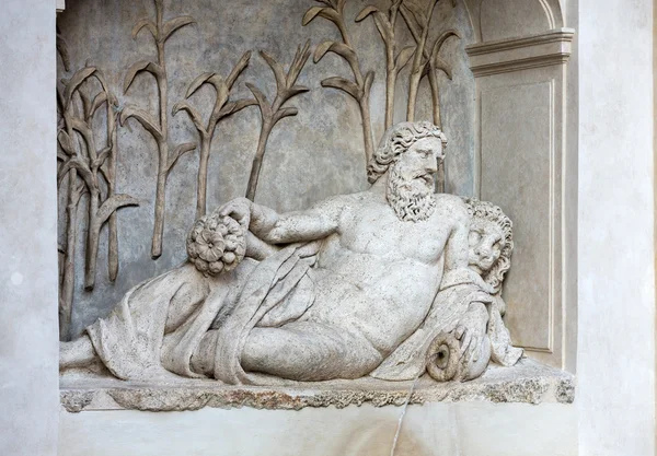 四个喷泉是一组的四个在罗马，意大利的文艺复兴后期喷泉. — 图库照片
