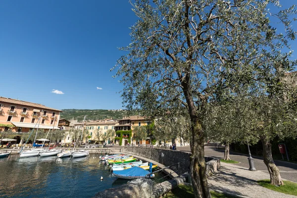 Torri del Benaco. Lago Garda. Itália — Fotografia de Stock