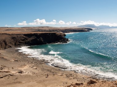 Rock coast Fuerteventura Güney Batı kısmında La Pared Köyü yakınında