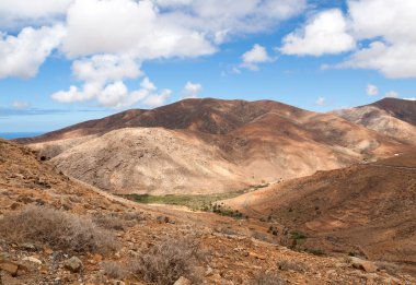 Uyanık Risco de las Penas, Kanarya Adaları Fuerteventura yataydan görünümünü, 