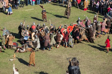 Kimliği belirsiz Rekawka - Lehçe geleneği, katılımcıların Krakow Paskalya sonra Salı günü kutladı. Şu anda Festivali tarihi imar karakteri vardır