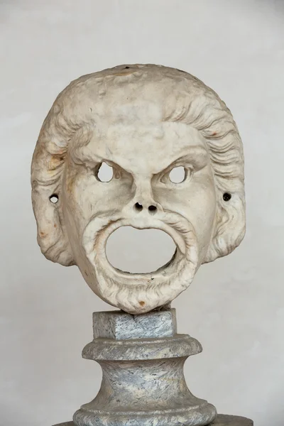 La escultura de cabeza de mármol en los baños de Diocleciano (Thermae Diocletiani) en Roma. Italia —  Fotos de Stock
