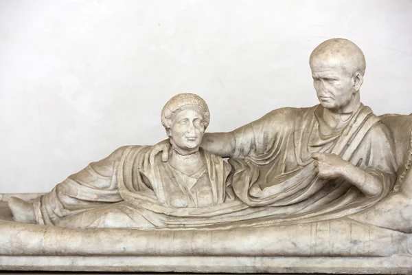 Statue of man in  baths of Diocletian (Thermae Diocletiani) in Rome. Italy — Stock Photo, Image