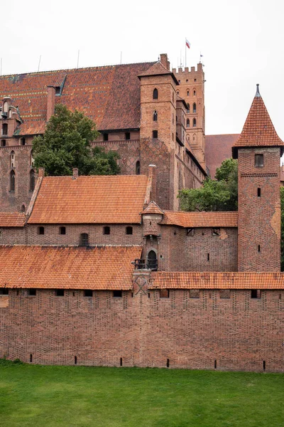 Мальборкский Замок Бывший Мариенбургский Замок Резиденция Великого Магистра Тевтонского Ордена — стоковое фото