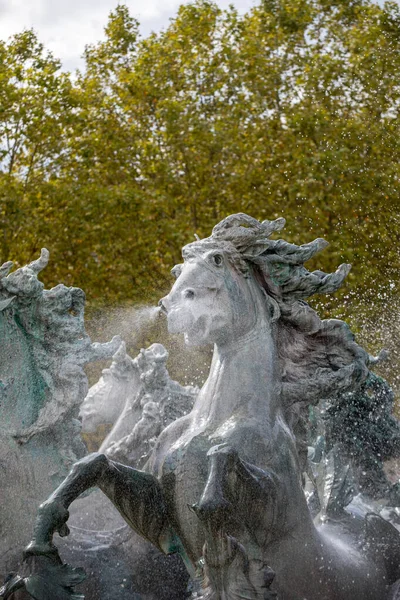 Bordeaux Frankrike September 2018 Esplanade Des Quinconces Fontän Monument Aux — Stockfoto