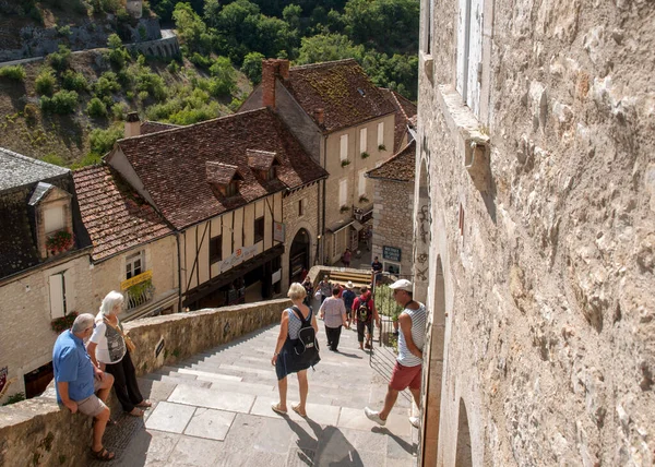 Rocamadour Fransa Eylül 2018 Nsanlar Dik Basamaklarda Büyük Hac Kasabası — Stok fotoğraf